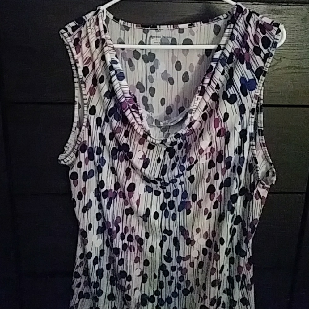 🎉🎉blouse🎉🎉 - Picture 4 of 5